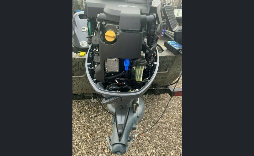 yamaha F40JEA-kuva-4